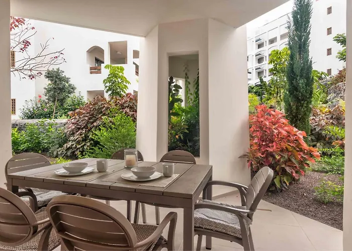 Jardines - Tabor 0,1 Garden & Pool View 2b Holiday home